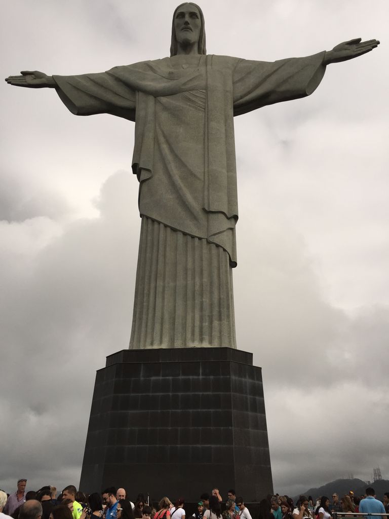 Christ the redeemer statue