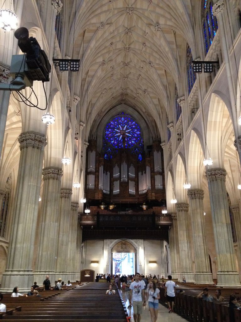 The exit door to Fifth Avenue