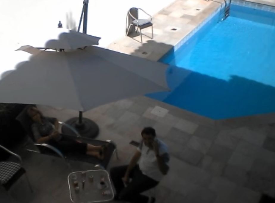 Video Part 2 tour of Concinha's Hollywood House in Oliveira Brazil