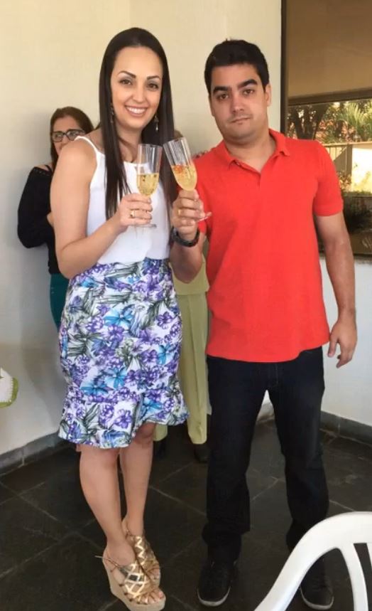 Slide show of engagment photos